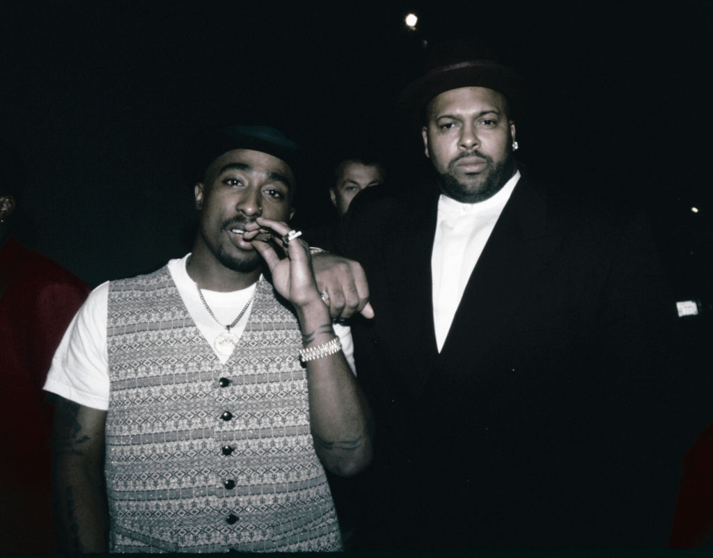 Tupac Shakur & Suge Knight Outside Club 662